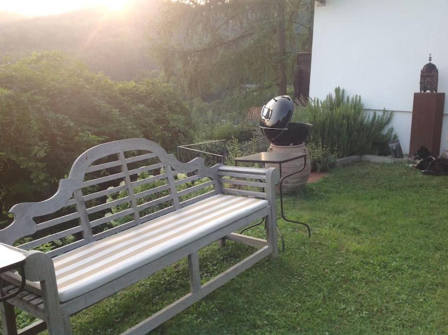 Charmantes Landhaus Mit Garten Und Traumhaftem Fernblick Thal  Dış mekan fotoğraf