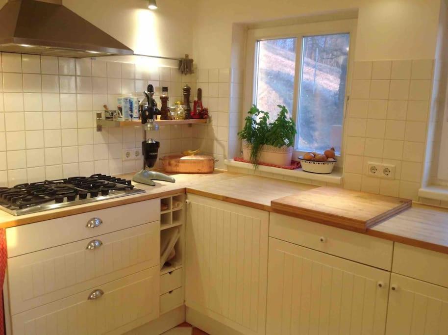 Charmantes Landhaus Mit Garten Und Traumhaftem Fernblick Thal  Dış mekan fotoğraf